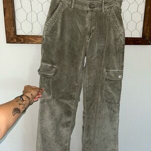 American Eagle Outfitters Corduroy Pants in Light Olive